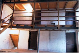 balcone_interno1.jpg (117529 byte)