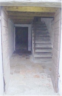 ingresso.jpg (17129 byte)